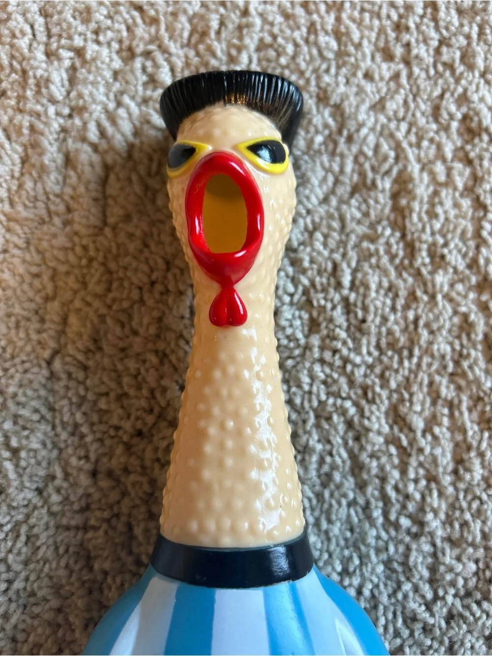 NWOT Lionel Messi Argentina #10 Screaming Rubber Chicken Toy Soccer World Cup